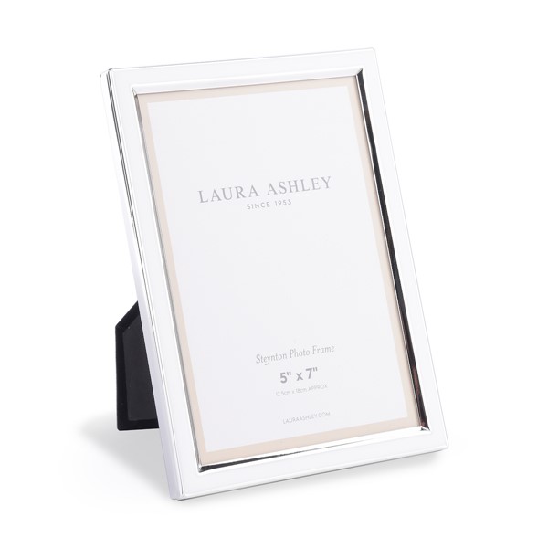 (image for) Steynton Photo Frame Silver Plated 5" x 7"